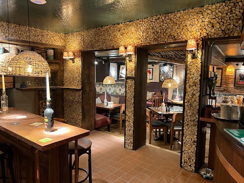 Swan Inn Pub & Dining